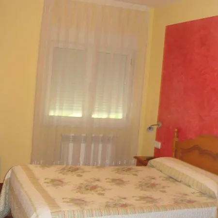 庞西伯斯旅馆 * 庞西伯斯