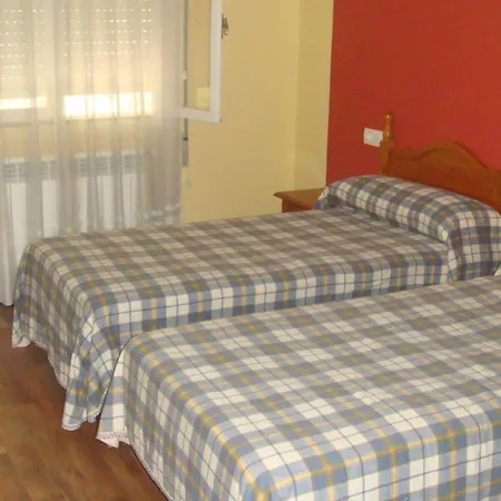 Hostal Poncebos Poncebos