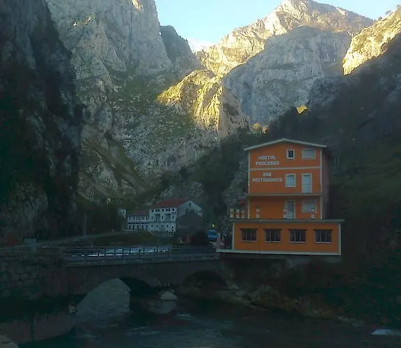 Hostal Poncebos Poncebos